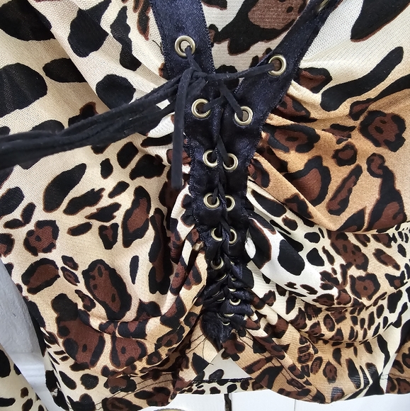 Leapord print blouse - Picture 4 of 8